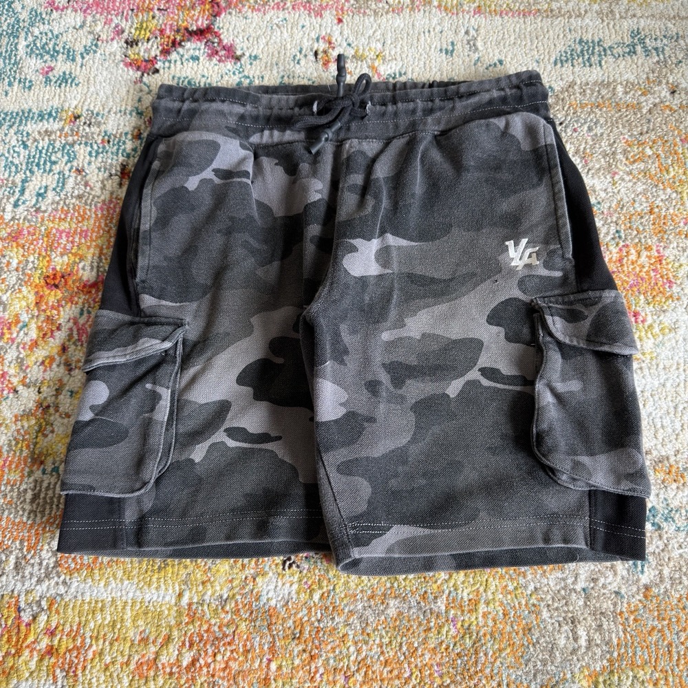 YoungLA Mens Large Dark Camo Cargo Sweat Shorts Elastic Waist Activewear